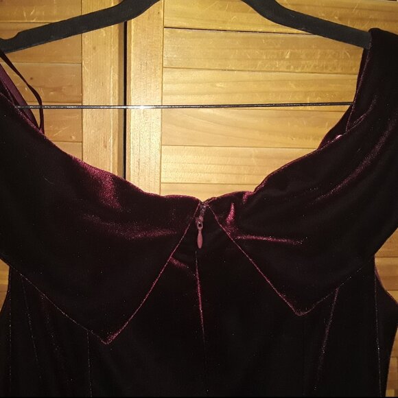 Escape SZ 12 Elegant Burgundy Wine Velvet Off the Shoulder Dress Formal Party - Picture 5 of 10